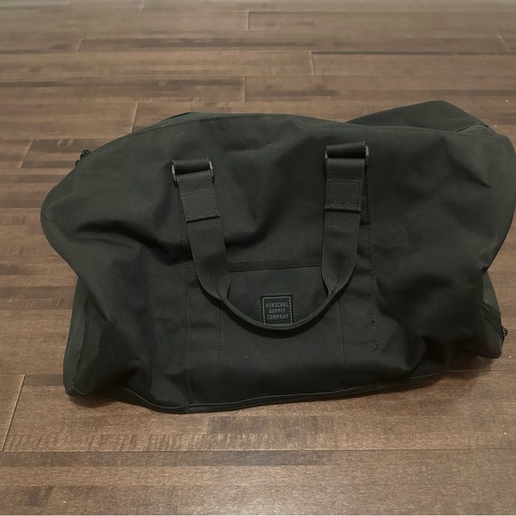 Herschel duffle bag - Picture 2 of 5